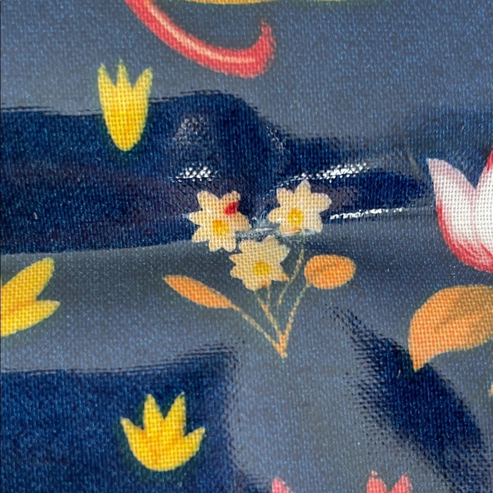 Rare Vintage Harrods Navy Vinyl Birds and Floral Tote - Picture 5 of 6